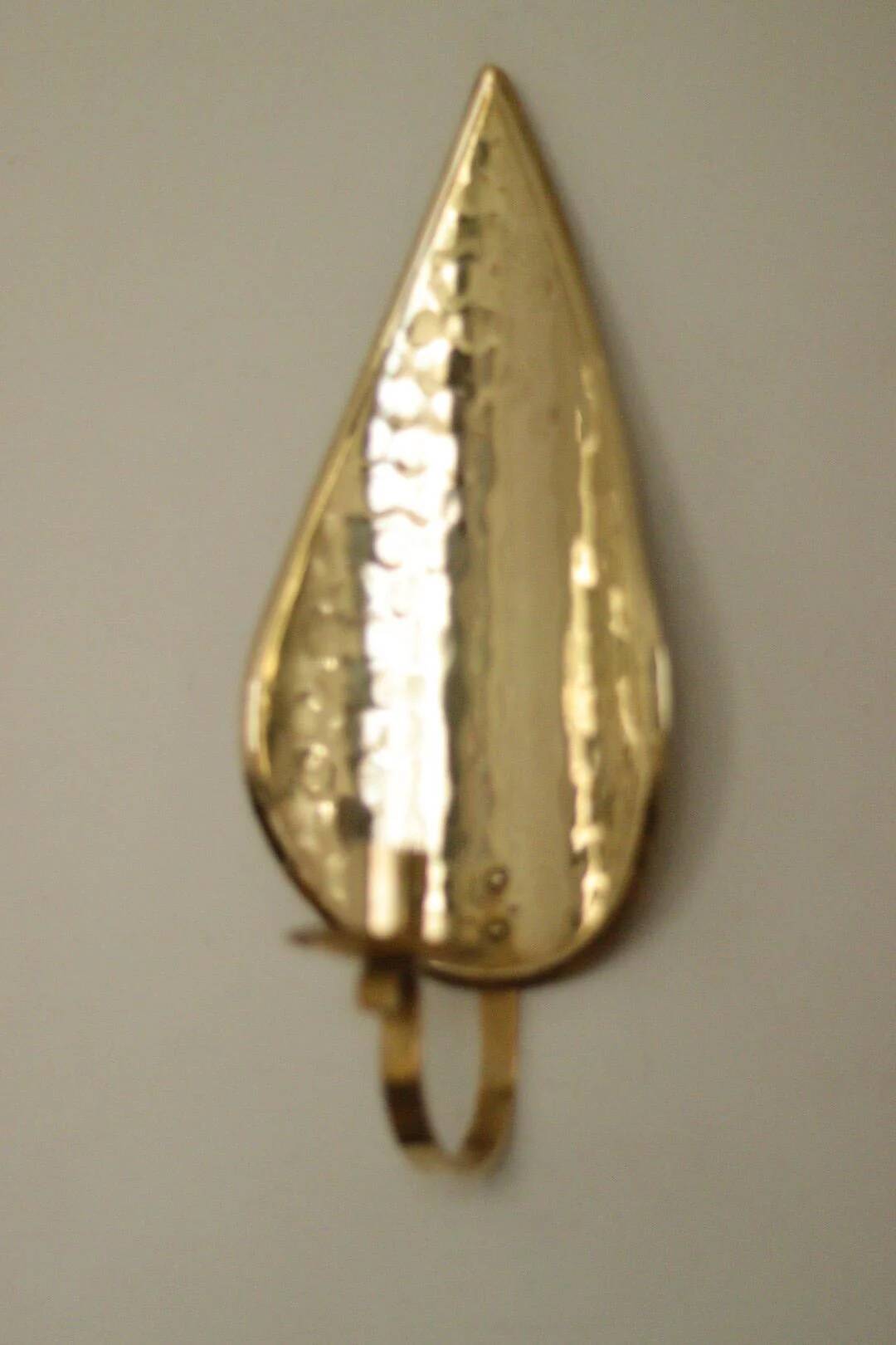 Single mid-century Swedish brass sconce