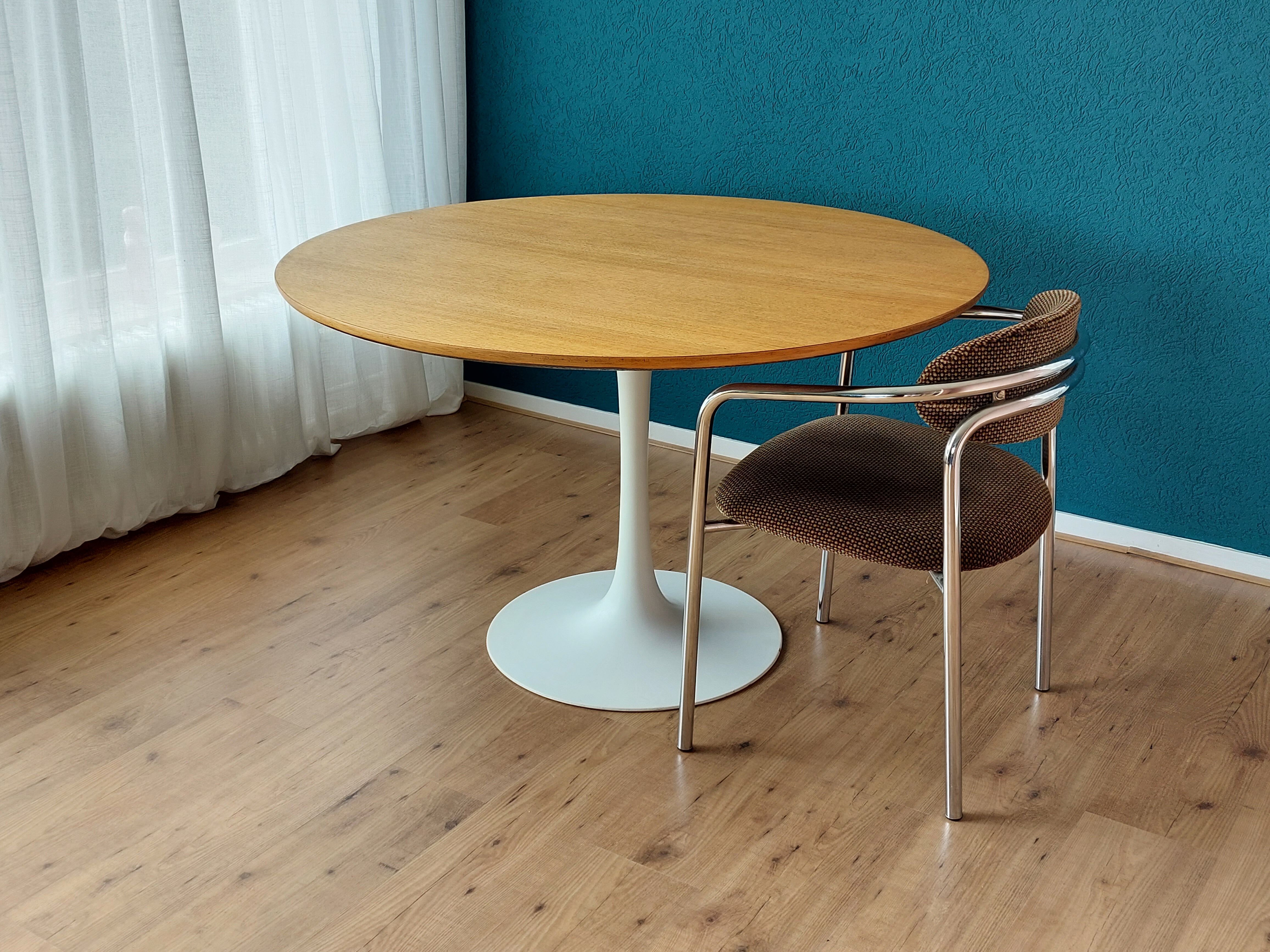 Tulip Dining Table by Maurice Burke for Arkana, 1960's.