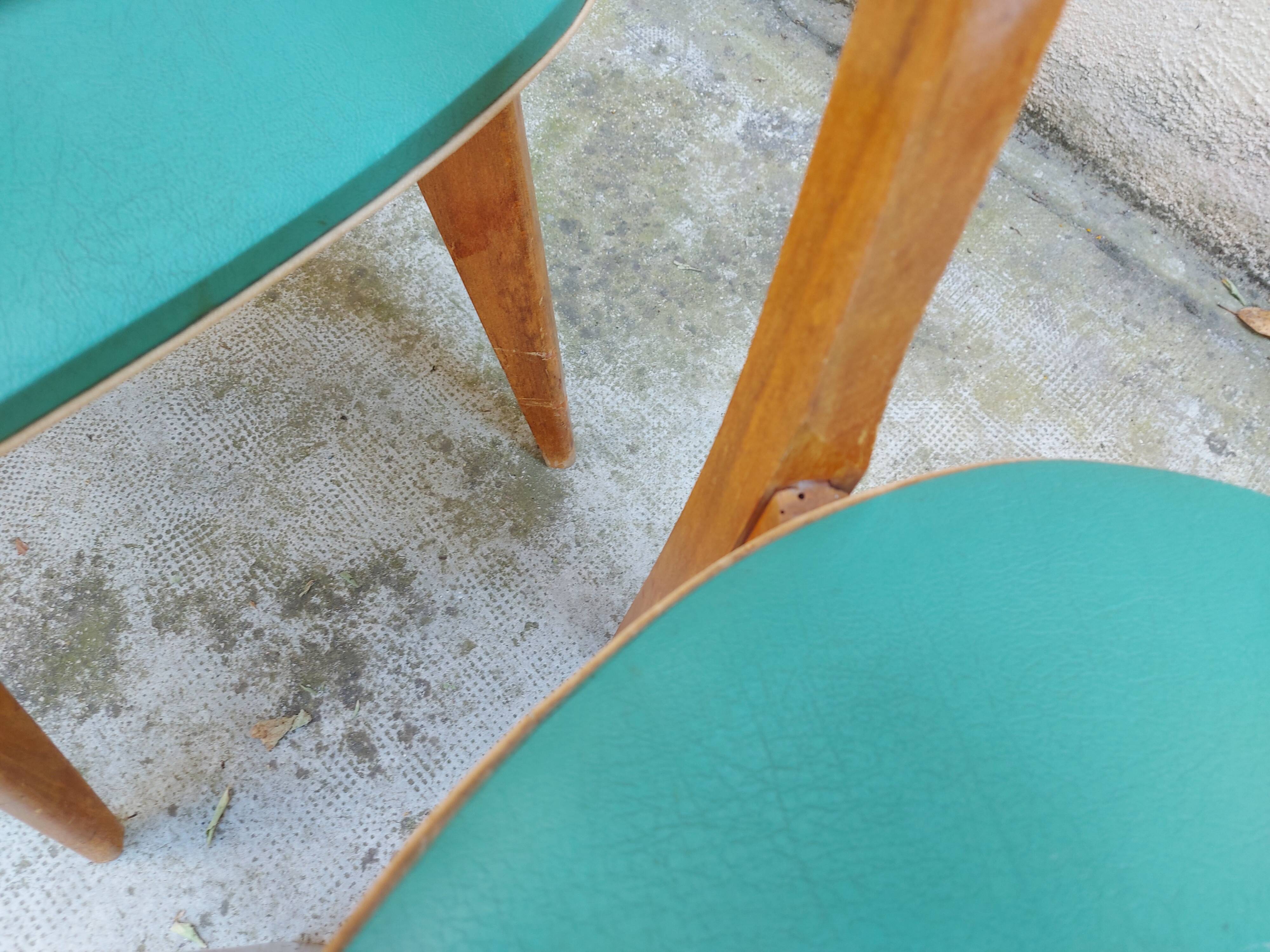 3 chaises vintages, assise et dossier en skaï