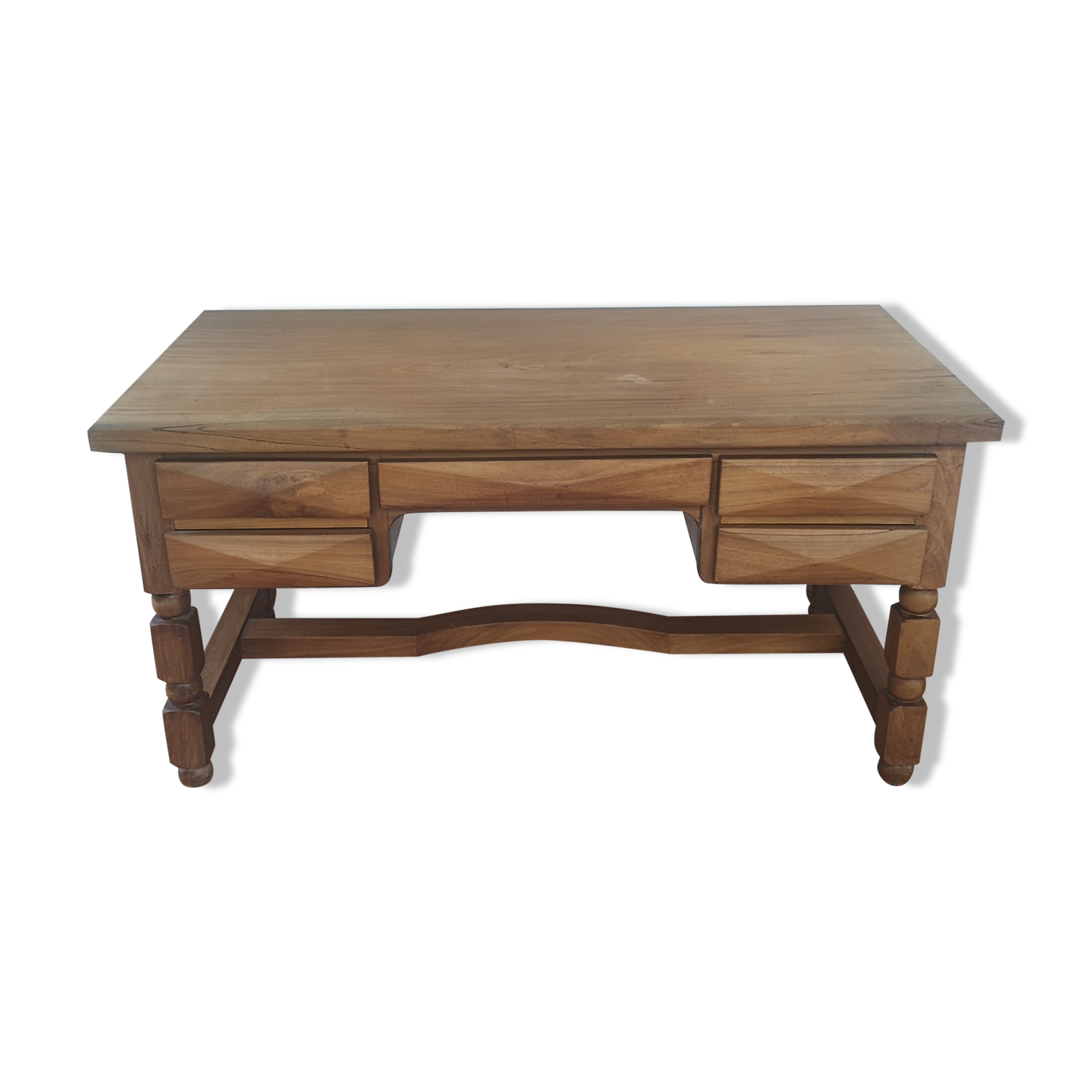 Brutalist minister's office in exotic wood