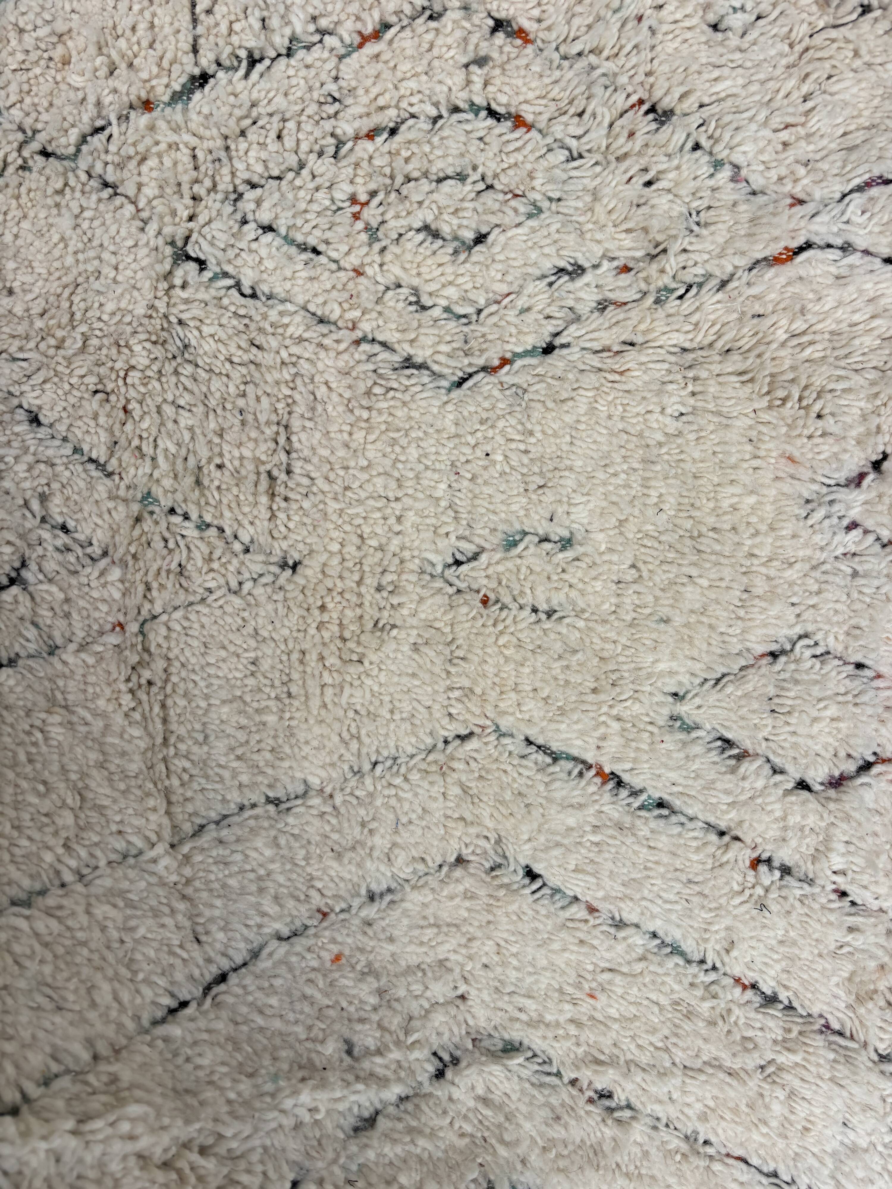 Beni Ouarain Moroccan Rug 160 × 290 cm – Handwoven Berber wool rug