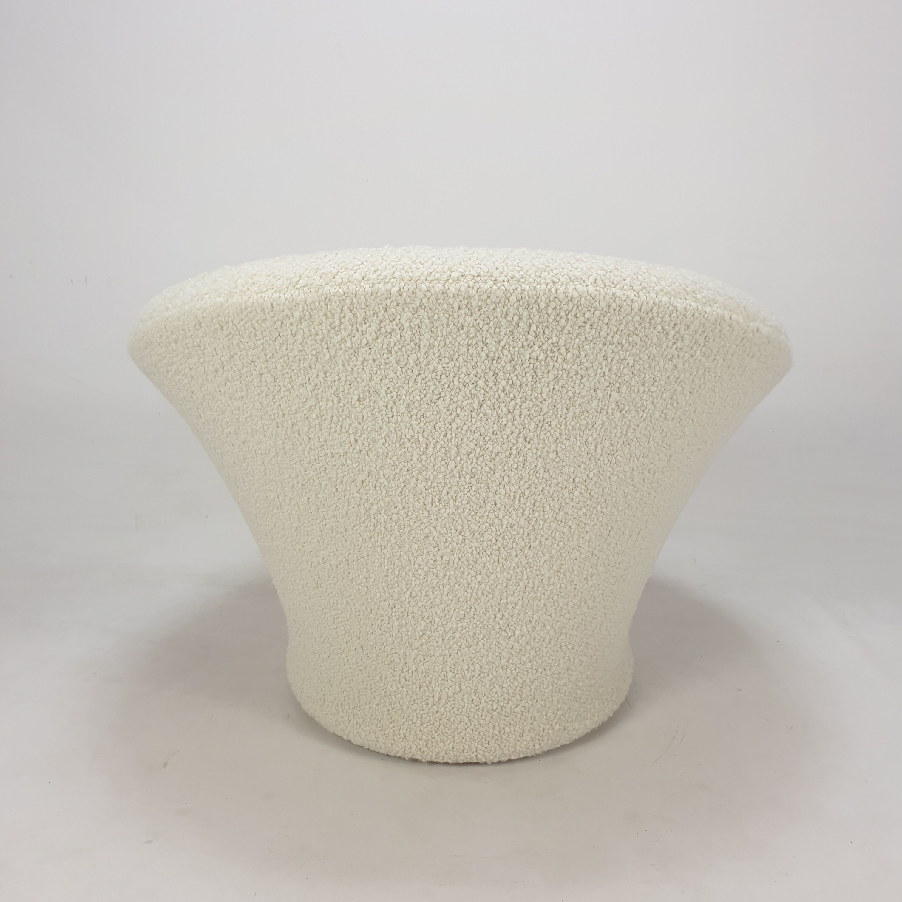 Set of 2 Mushroom armchairs by Pierre Paulin for Artifort