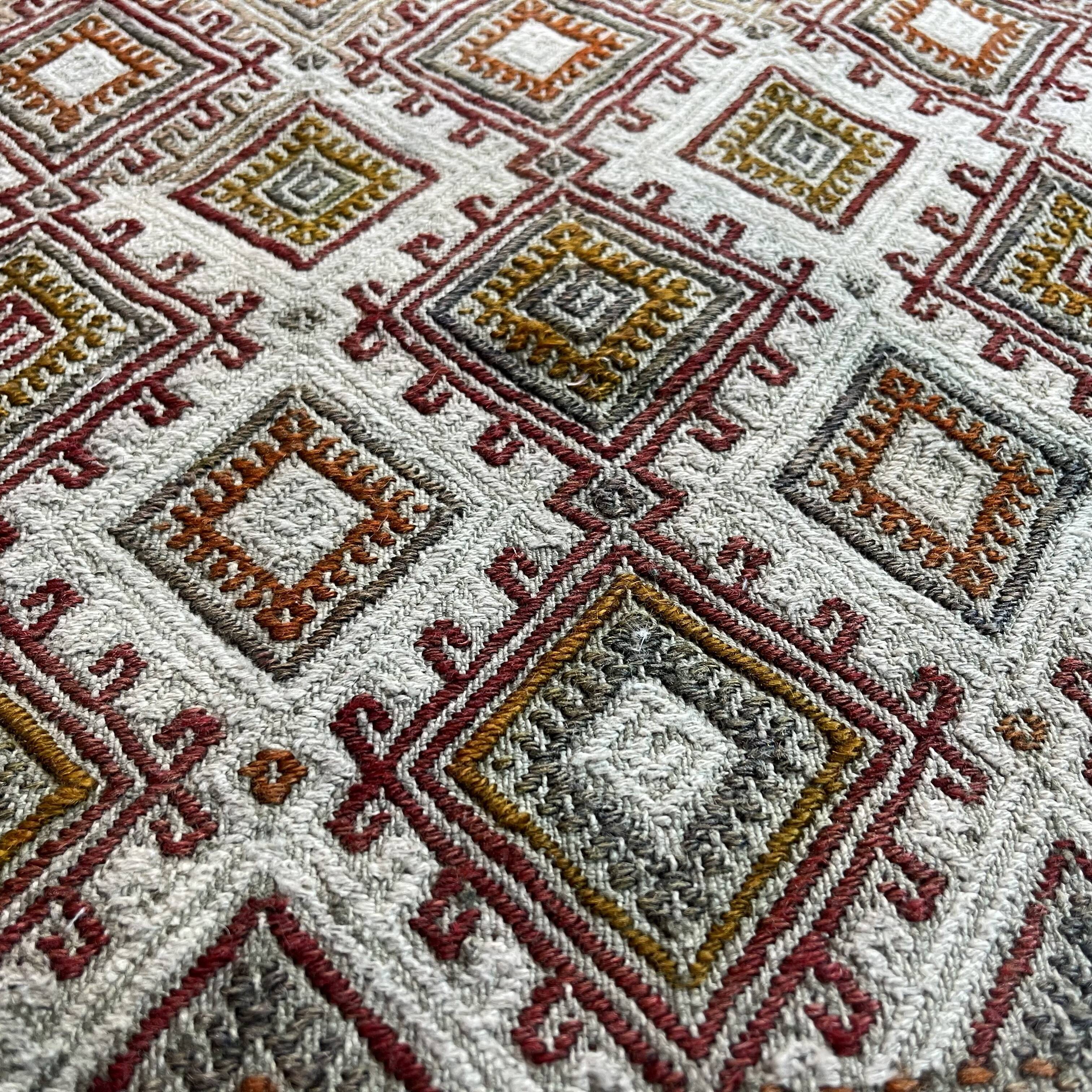 Vintage Turkish Kilim Rug , 90 x 50 cm