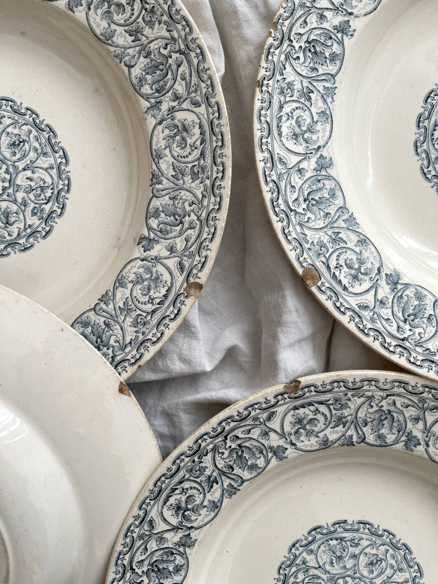"Renaissance" ironstone dinnerware set from Creil and Montereau - 30 pieces