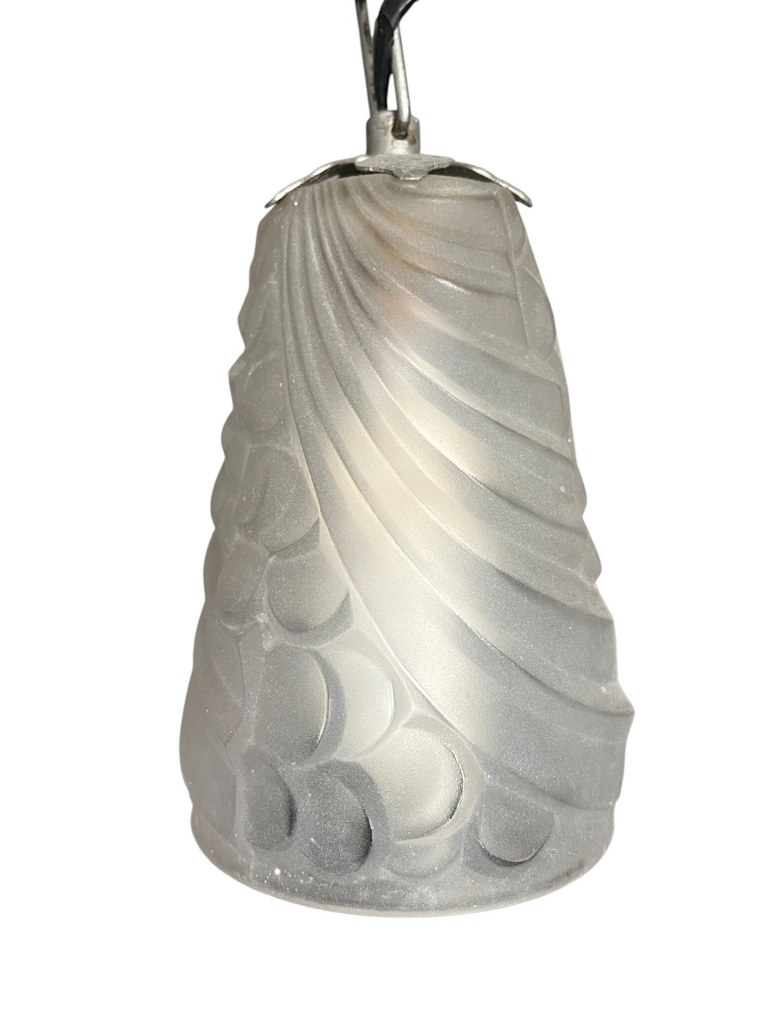 Art Deco, 4-light chandelier, wrought iron, pressed glass, Dugué Negra, circa 1930.