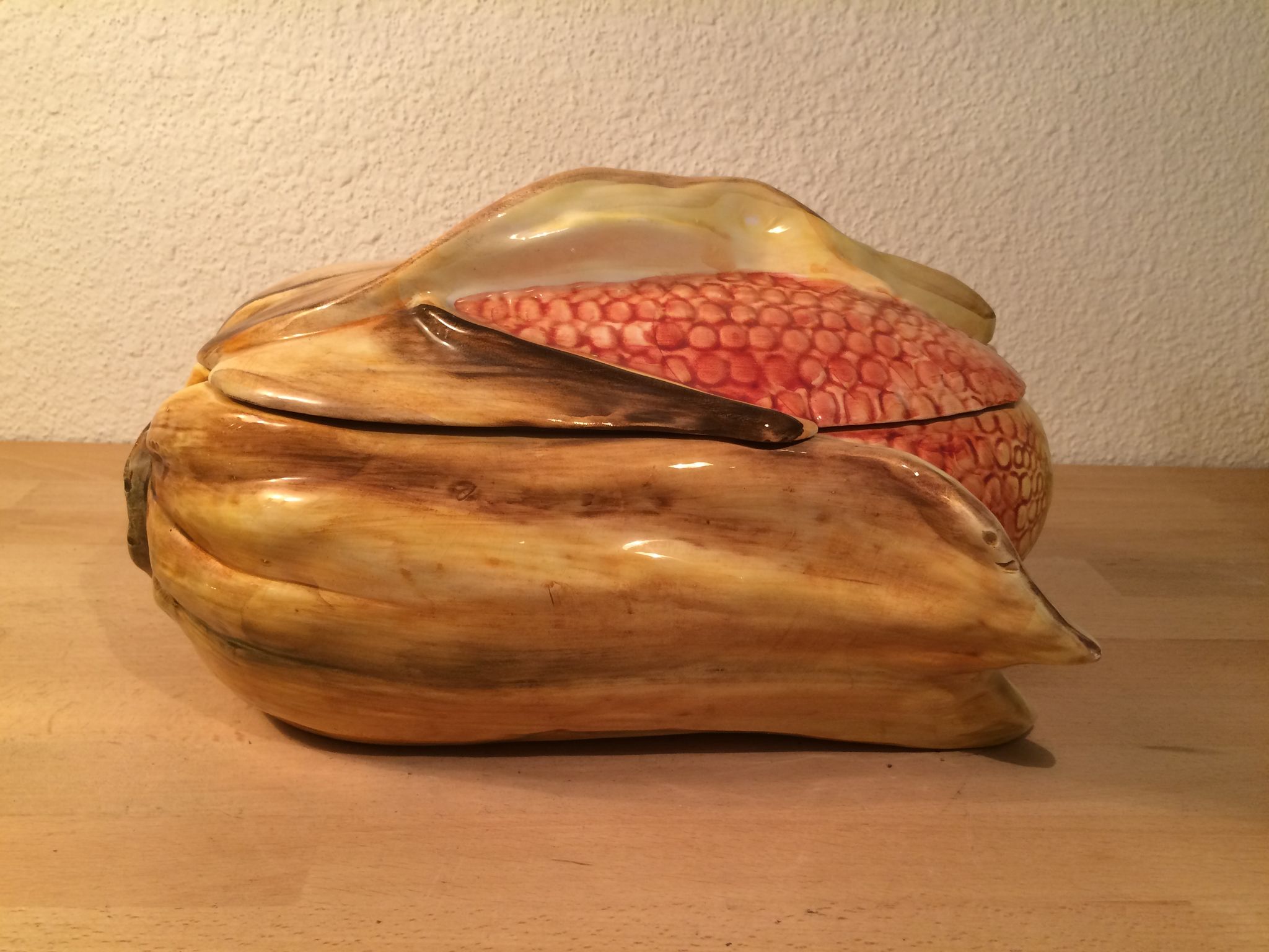 Soup cob of ceramic corn slurry vintage