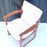 4 Danish chairs in solid treck