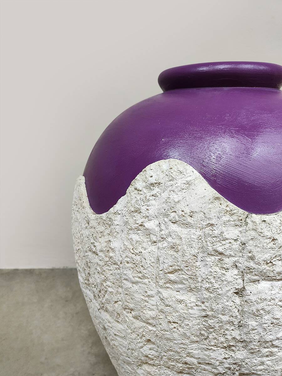 Vintage mactan stone vase XXL 'Color dip'