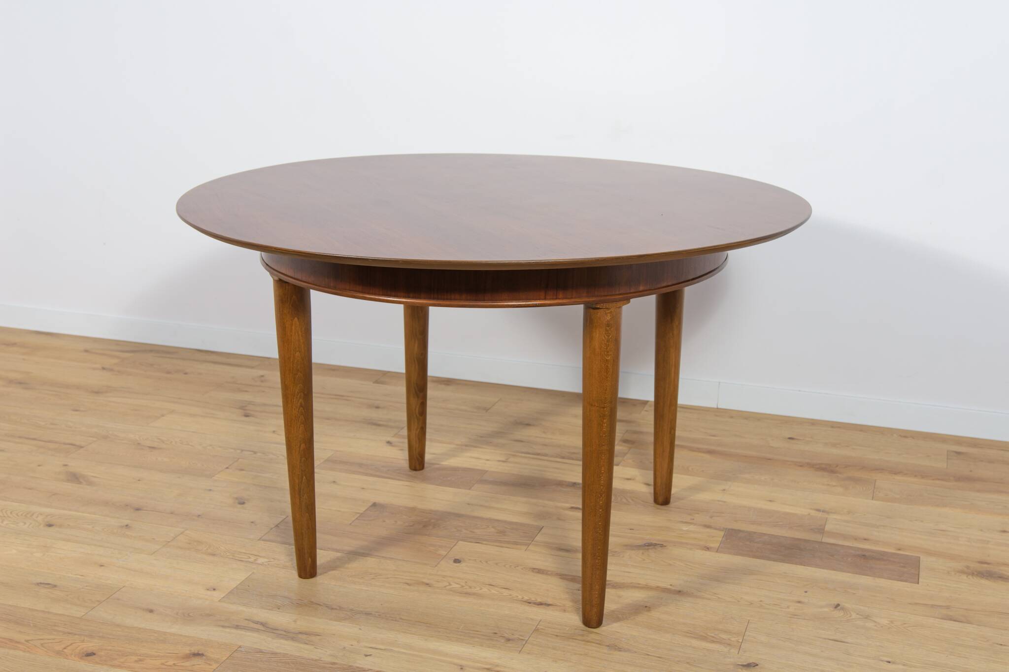 Mid-Century British Teak Dining Table, 1950s