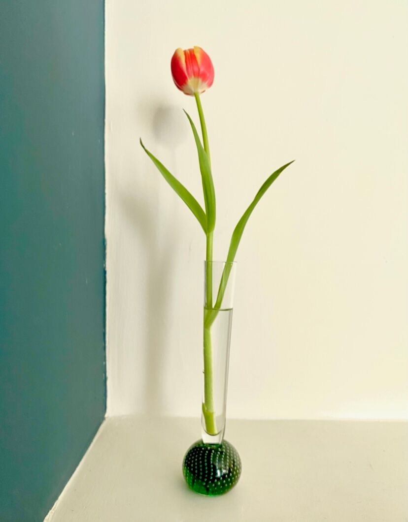 Soliflore vase on sulphide ball base