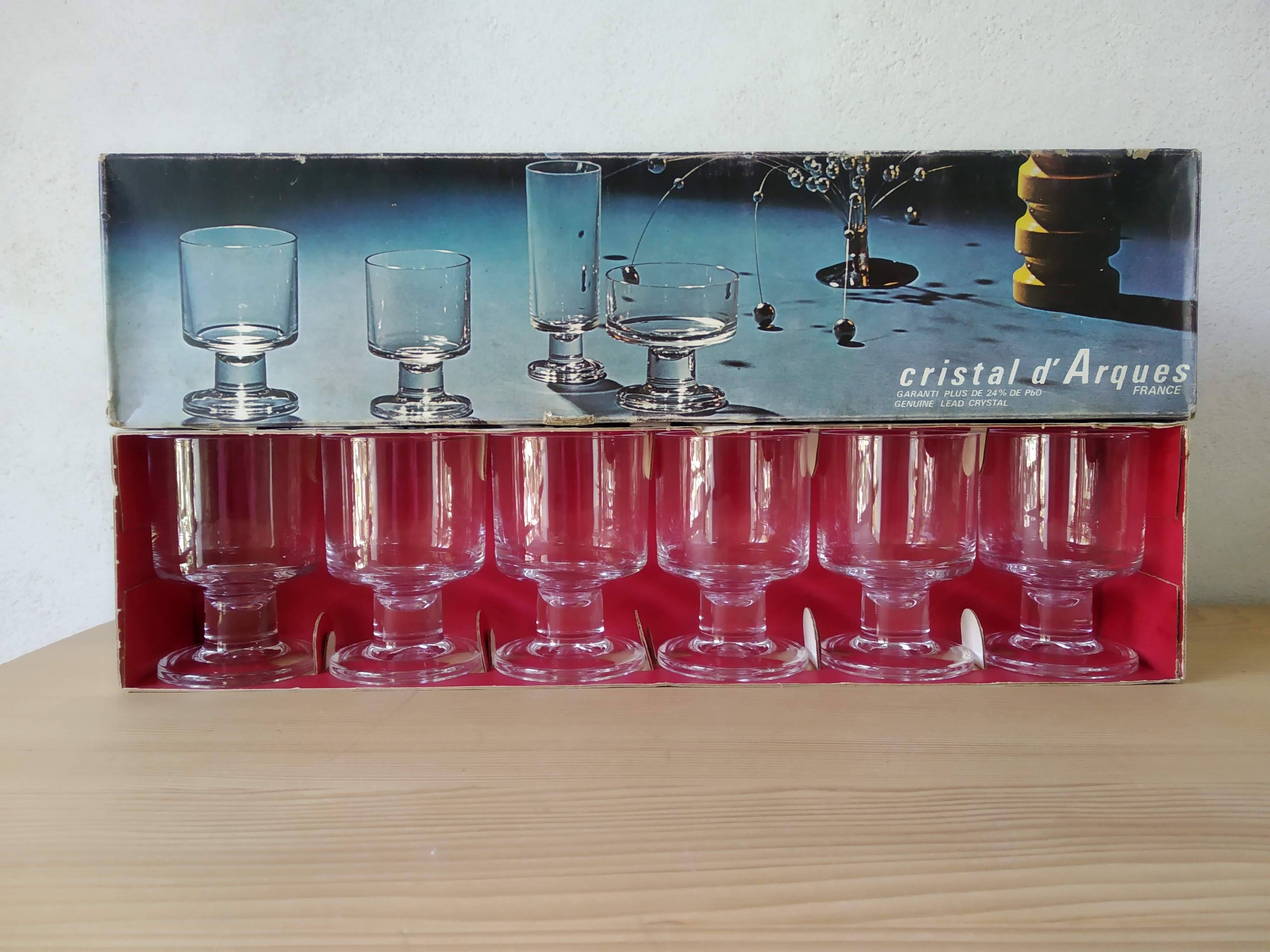 Vintage 70 crystal footed glass from Arques