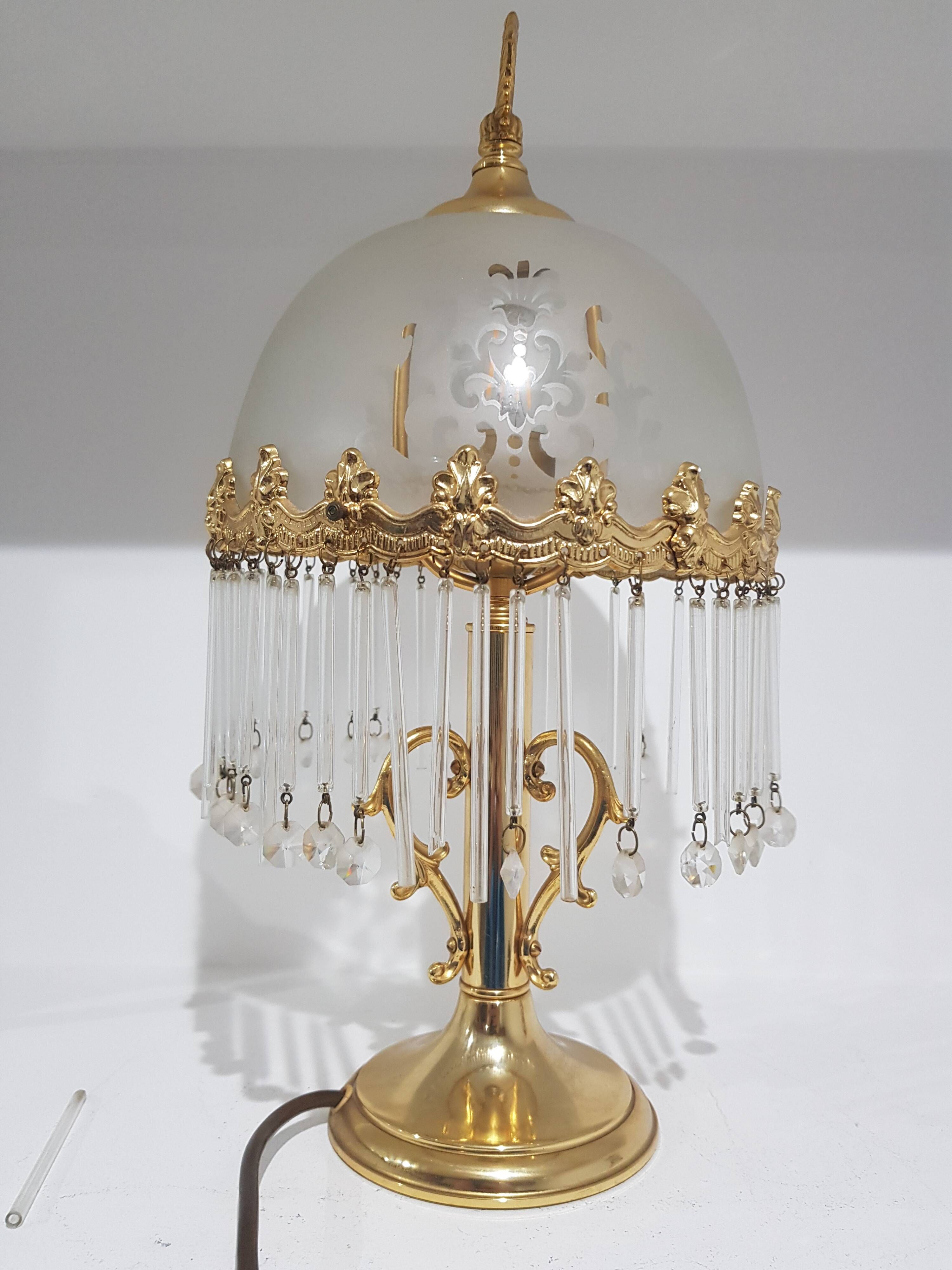 Lampe de table Peris Andreu, laiton doré, verre dépoli décoré, Espagne, années 60.
