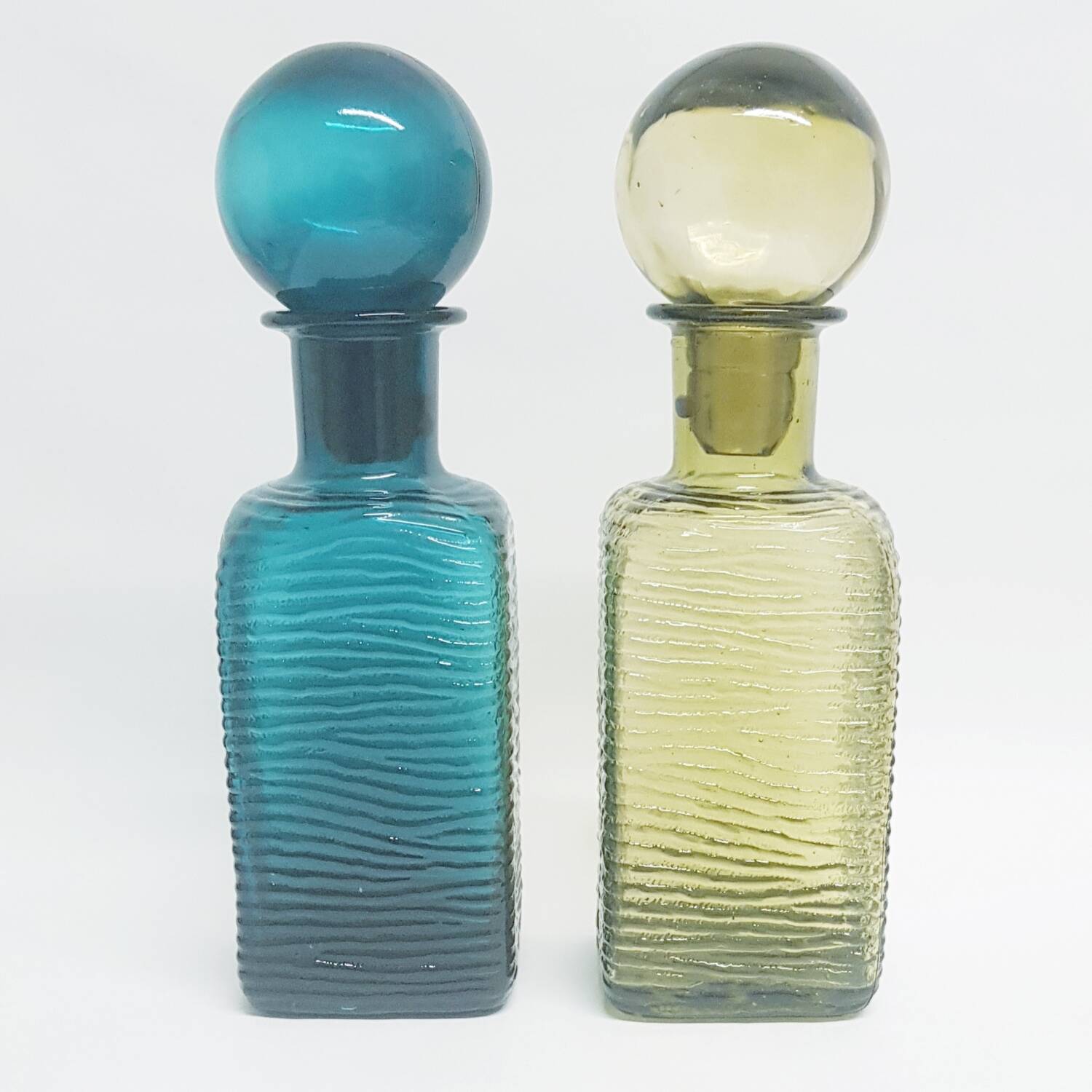 Carafes du milieu du siècle