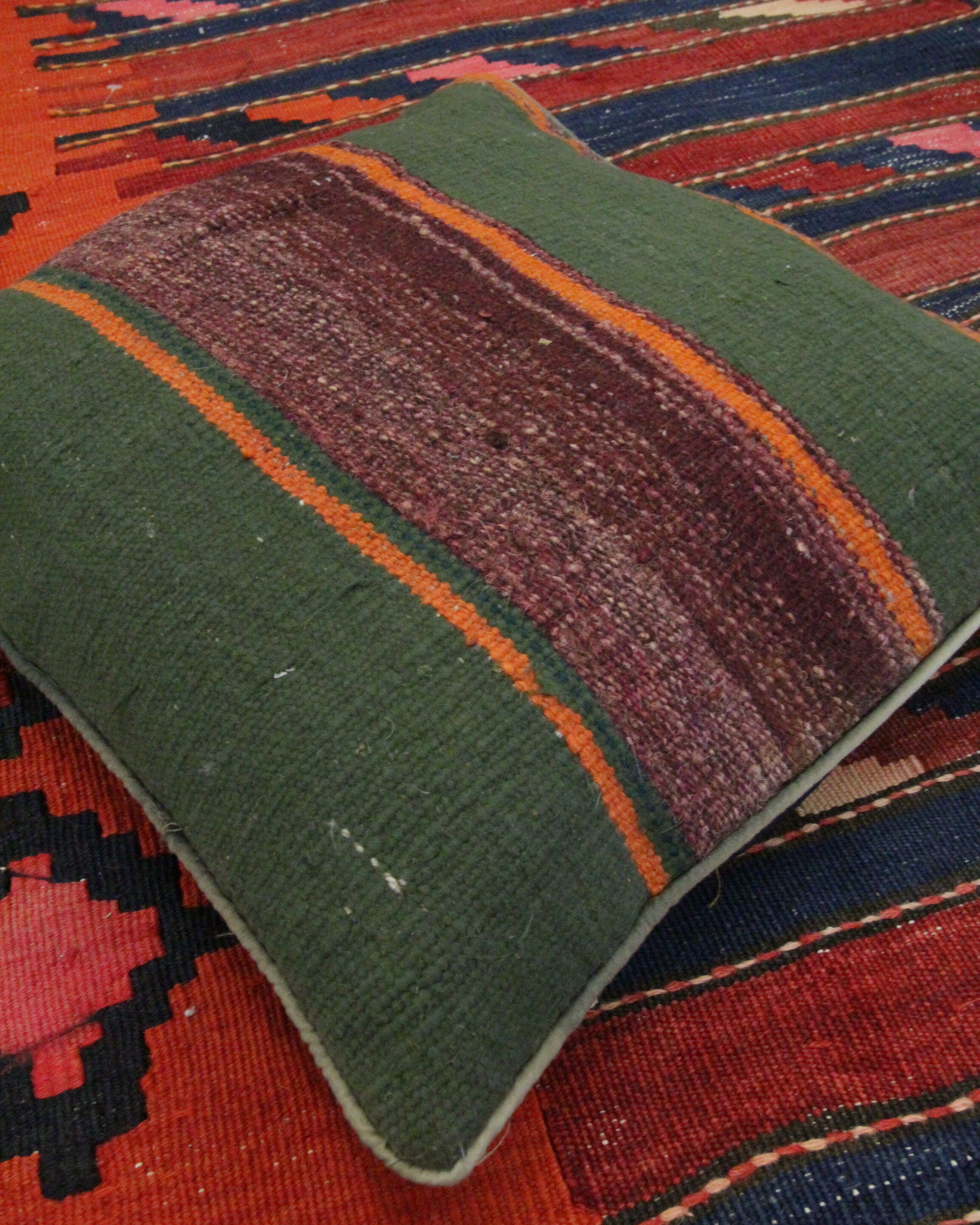 Handmade green purple wool cushion cover traditional kilim scatter pillow- 40x40cm