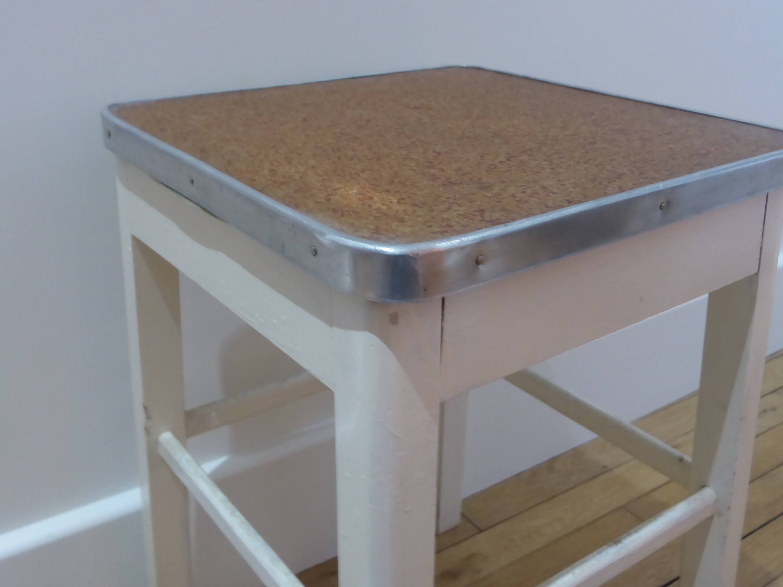 vintage stool 240901