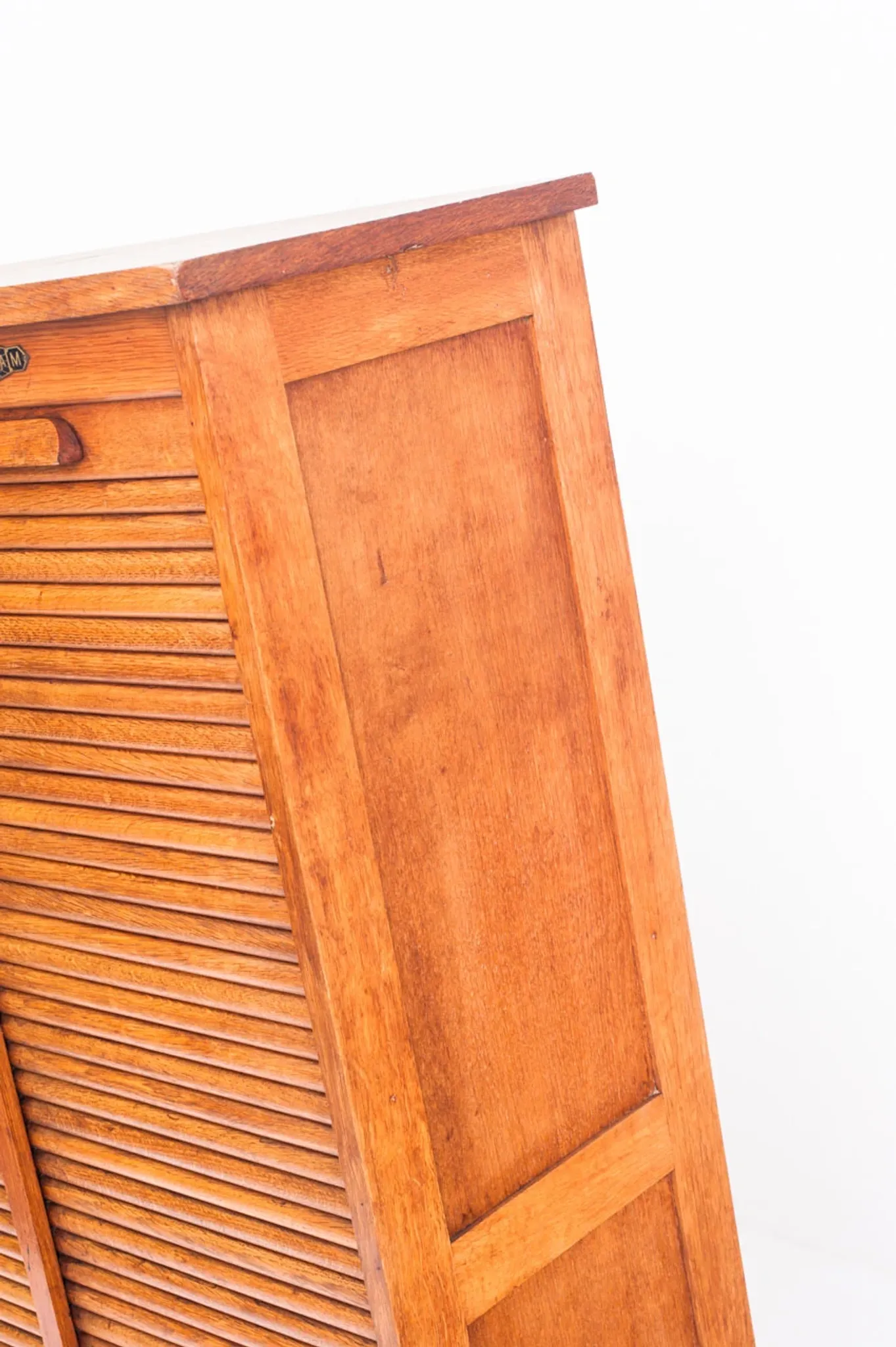 Vintage filing cabinet. Oak wood. Restored. France, 1940s-1950s.
