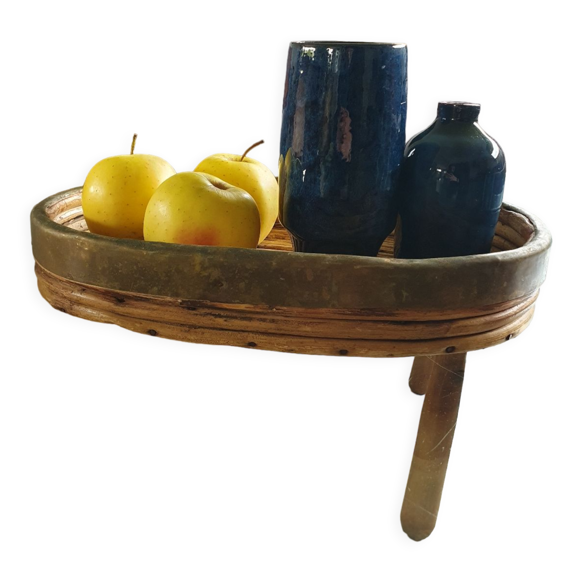 Grnad empty vintage pocket