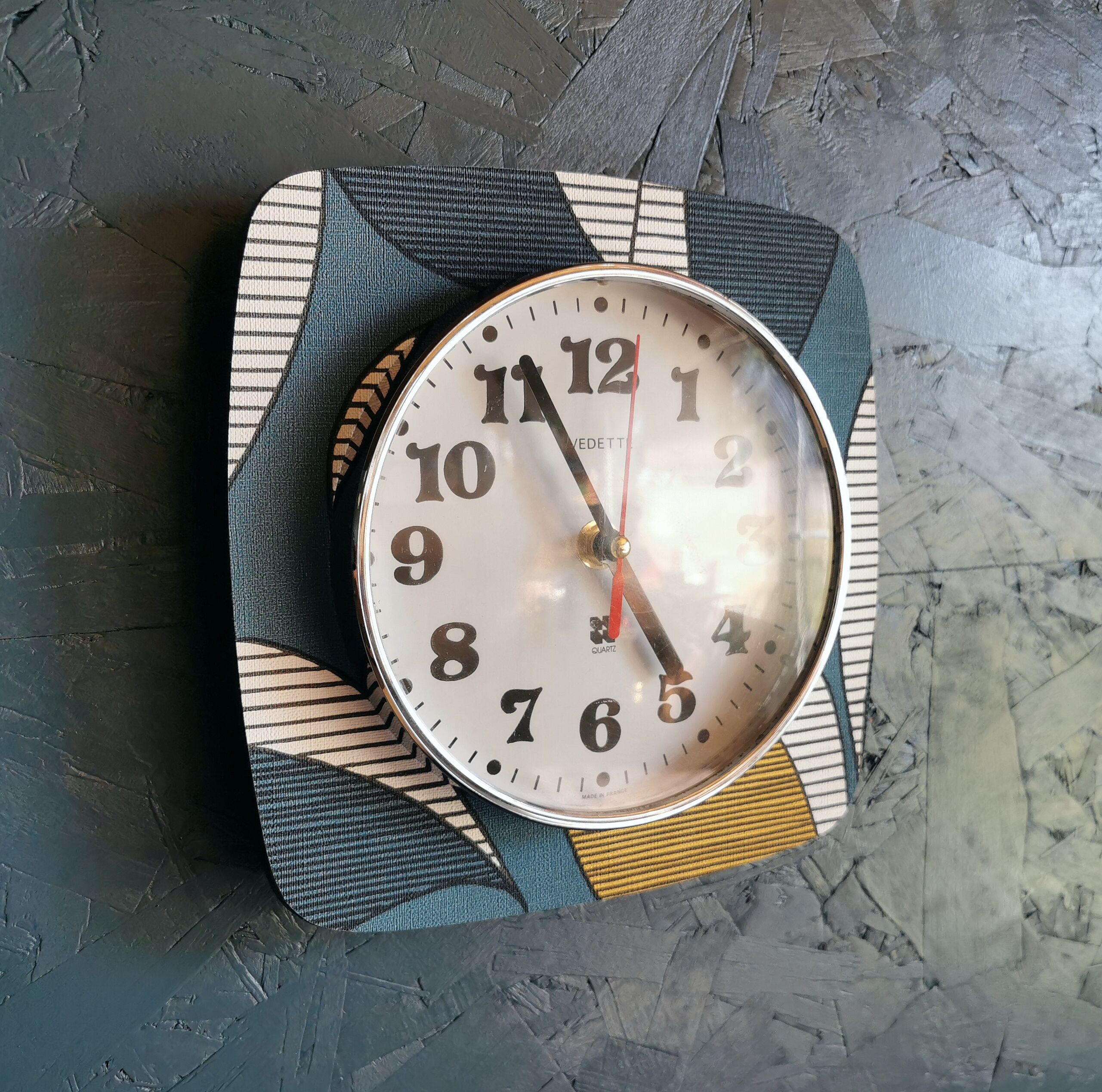 Clock wall clock formica silent square "Star blue white ochre"