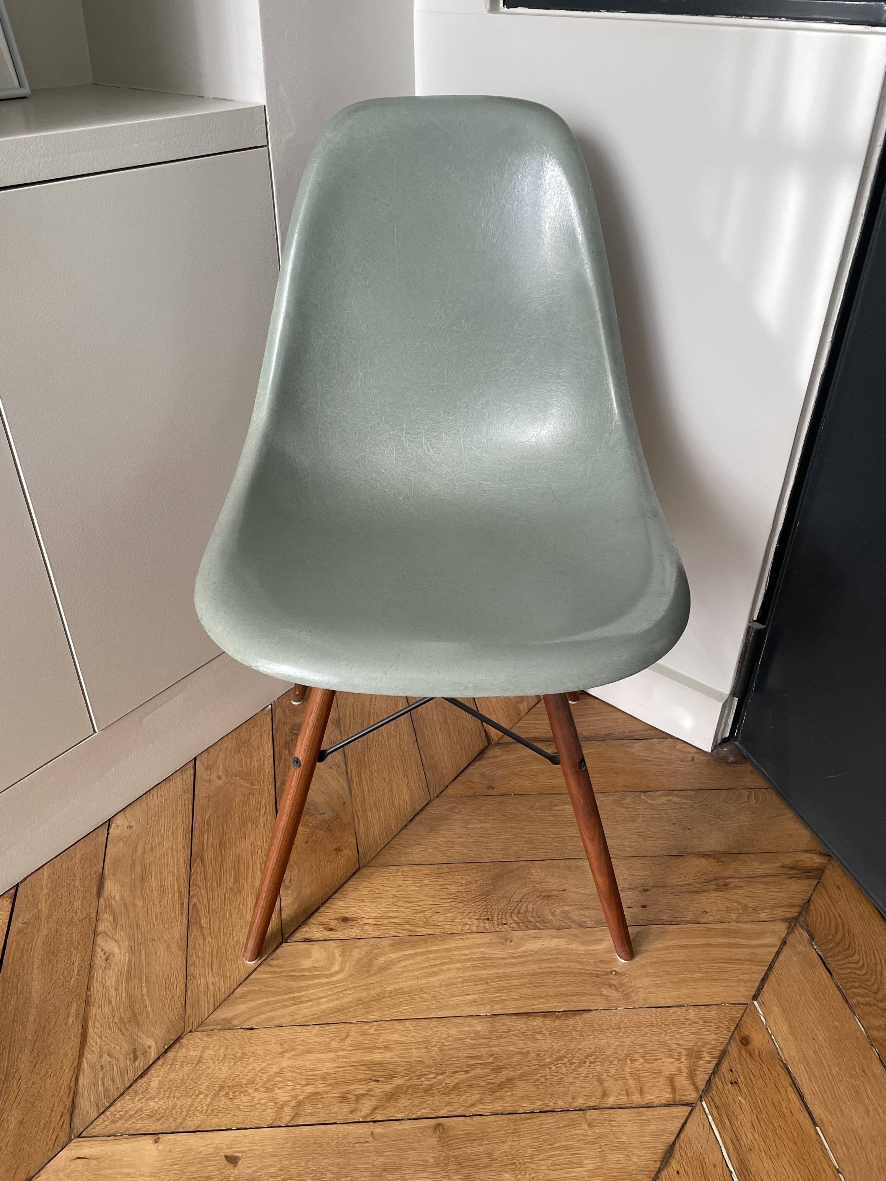 Original and vintage Herman Miller Eames chair