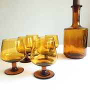 Service en verre ambré années 70
