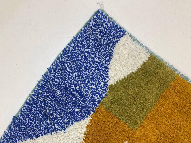 Moroccan Berber rug 250cmx150cm