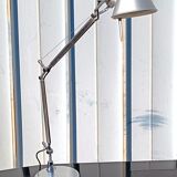 Toloméo mini desk lamp, Artemide