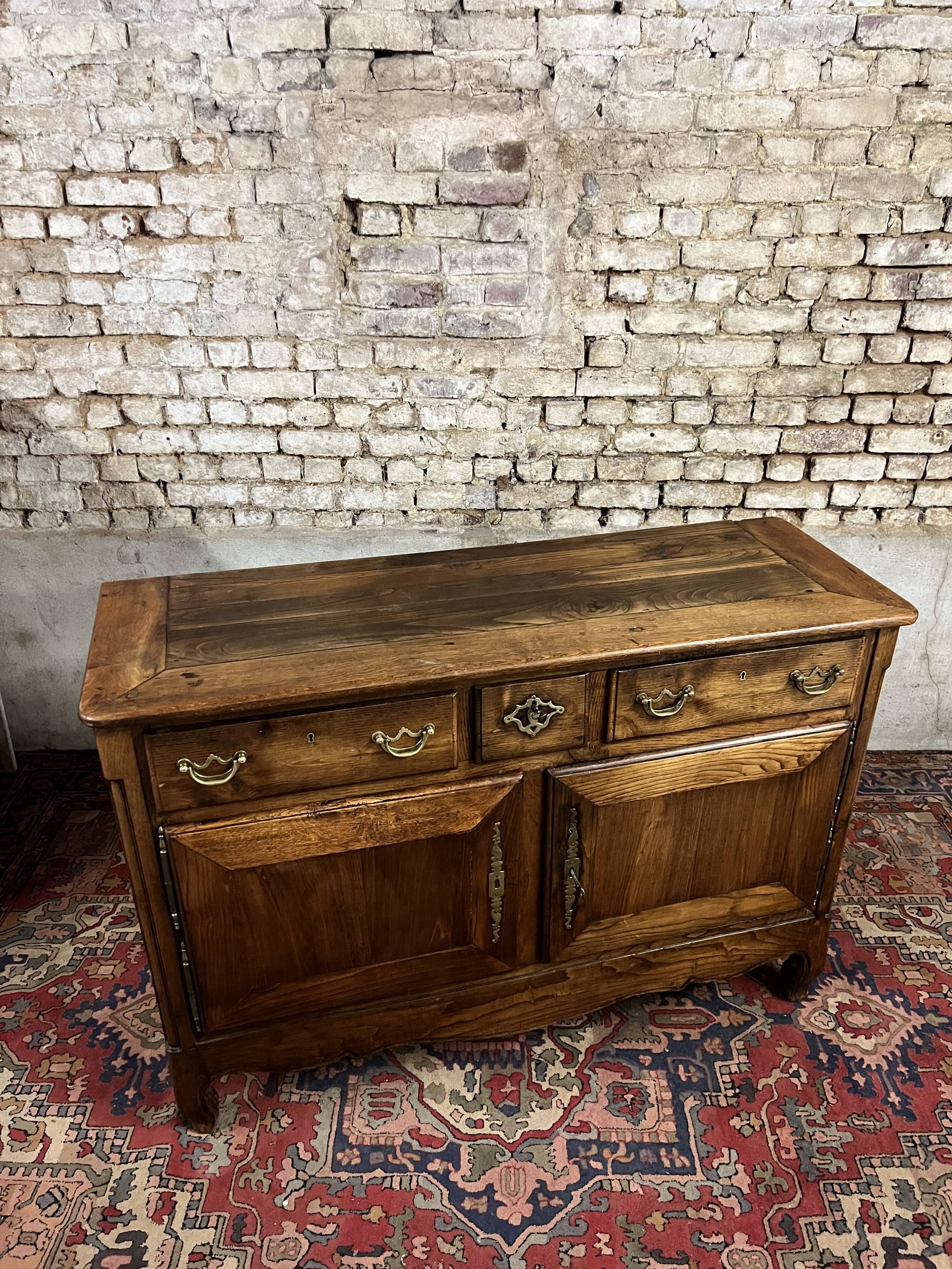 Buffet In Natural Wood Regional Work in Louis XV Style from the 19th Century
