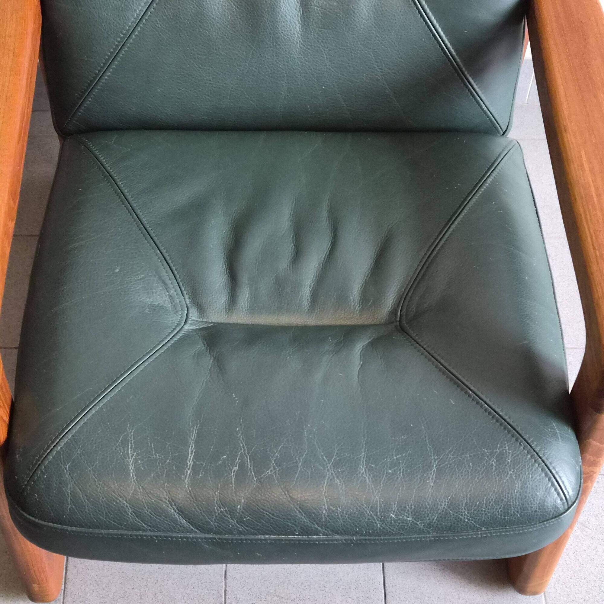 Pair of Scandinavian armchairs by Poul Jeppesen for Holstebro Mobelfabrik