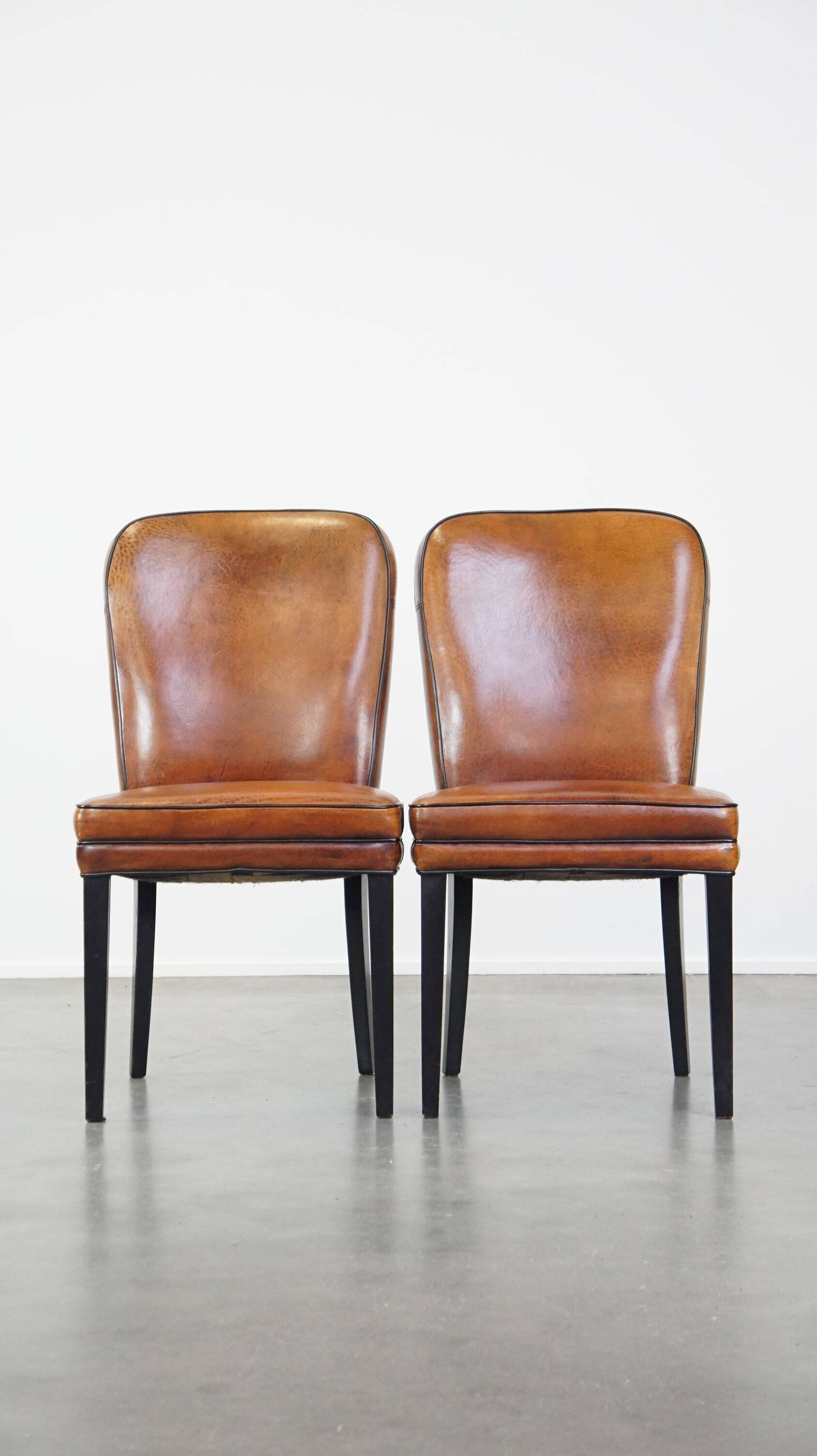 4 chaises de salle à manger en cuir de mouton marron