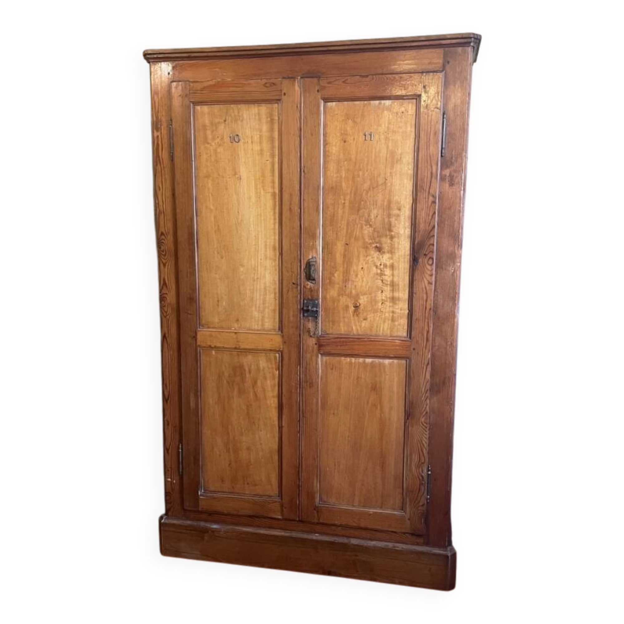 Wardrobe, kitchen cupboard, dresser, shelf.