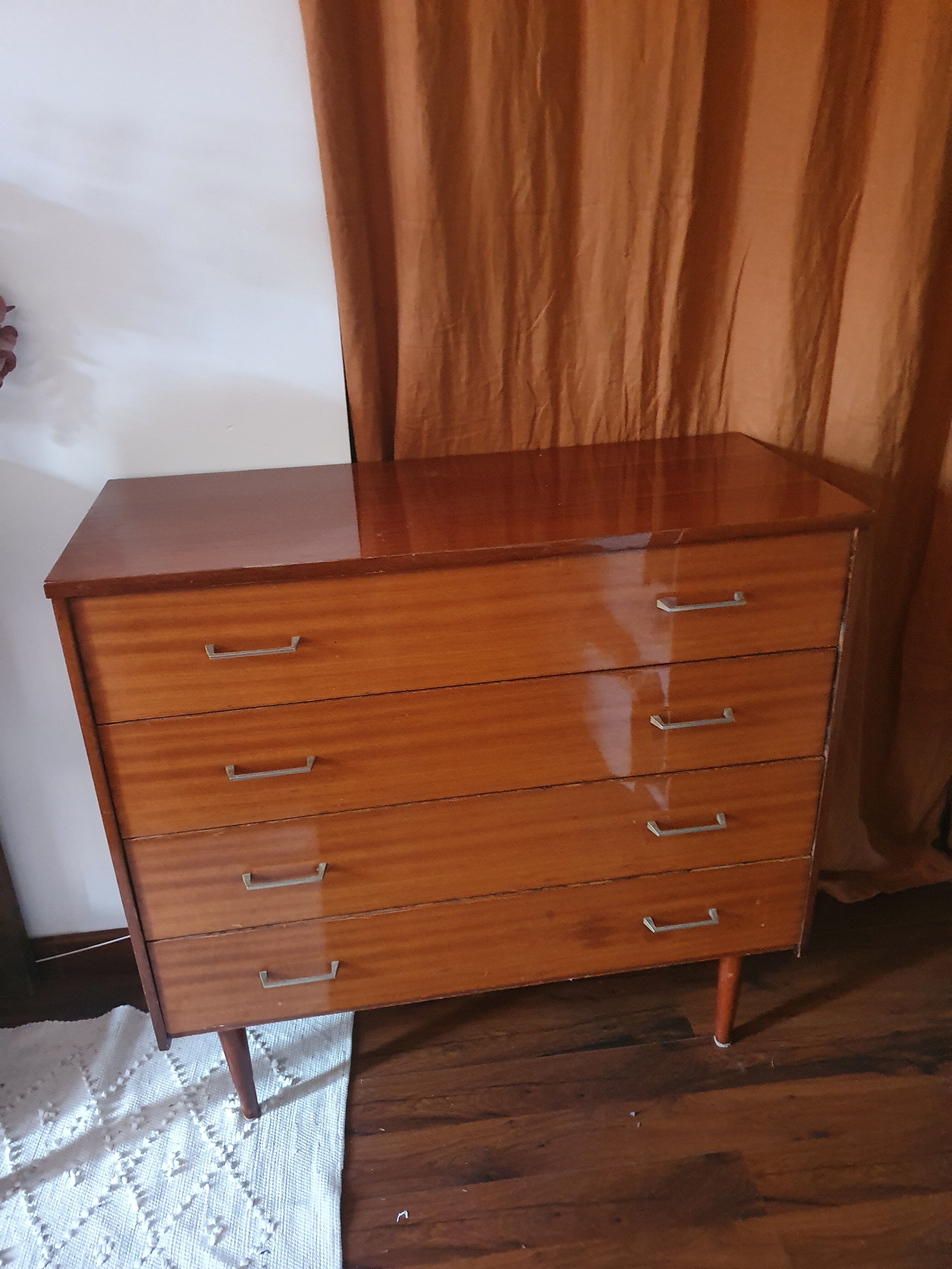Commode vintage année 60 marron vernis 4 tiroirs
