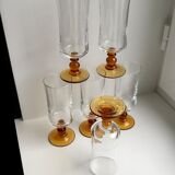 Set of 6 champagne flutes with amber foot 70s