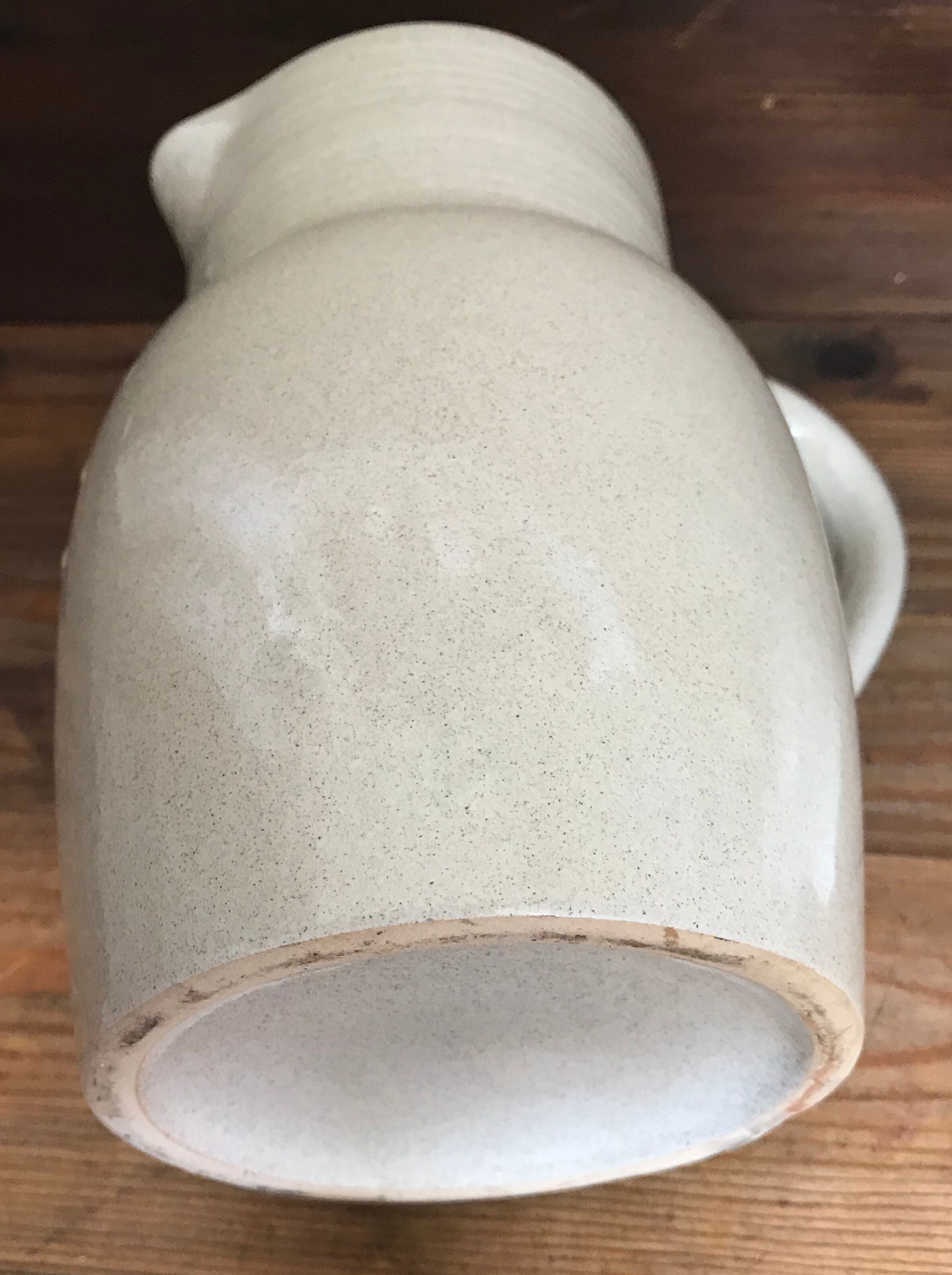 Sandstone pitcher 1.25l