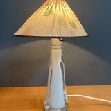 Lampe de table en verre blanc, années 60