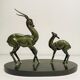 Superbe Statue Art Déco Antilopes Régule patine verte