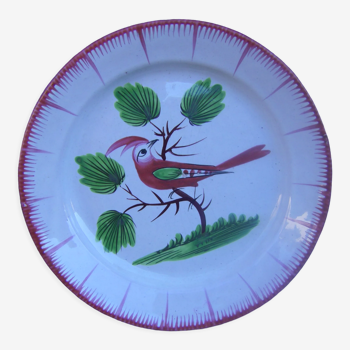 Assiette en faience de l'est de la France