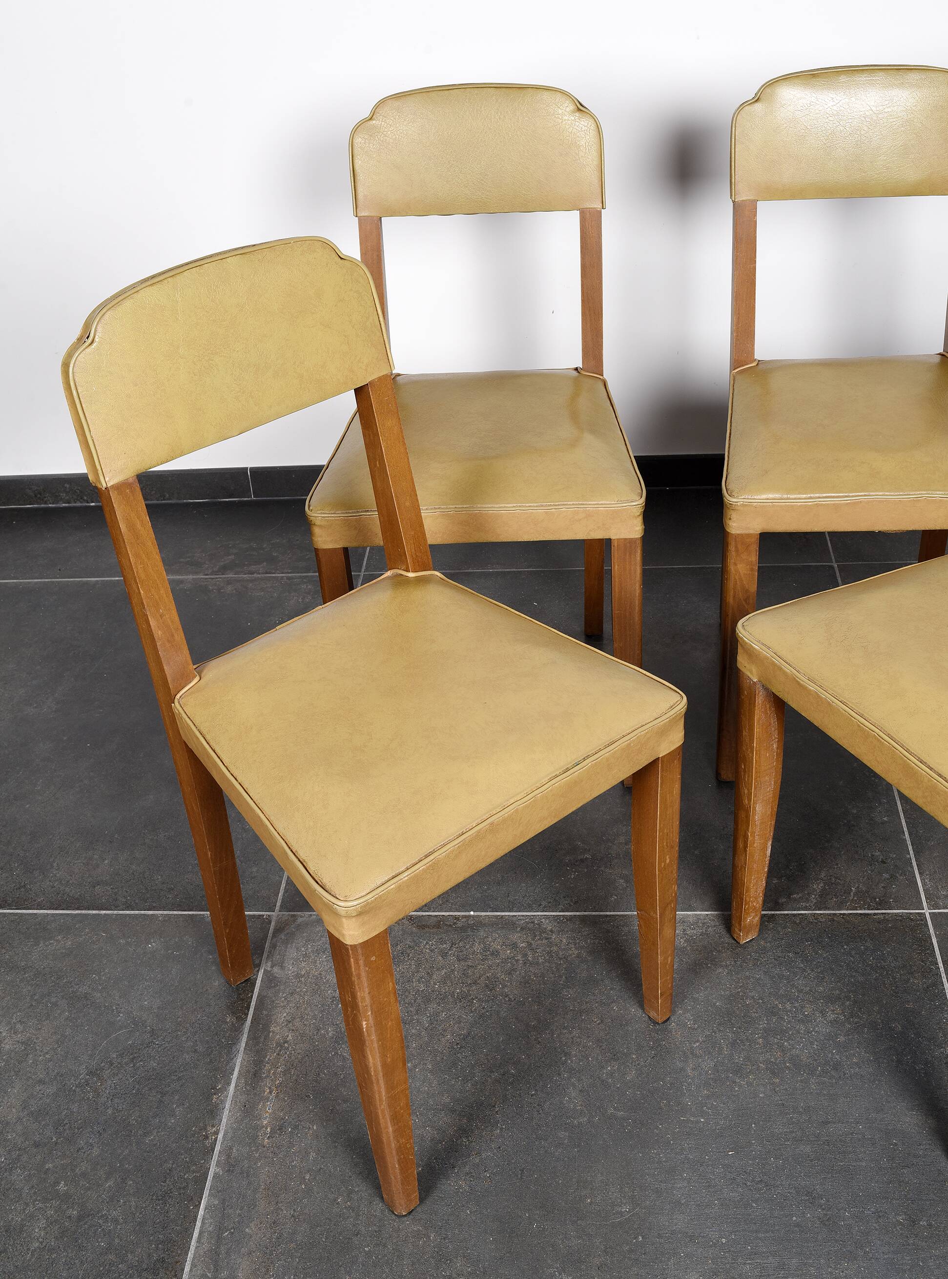 4 vintage leather chairs (yellow/ochre)