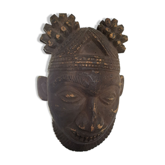 Masque africain heaume Bakimele