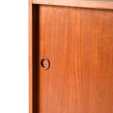 Armoire scandinave en teck avec portes coulissantes