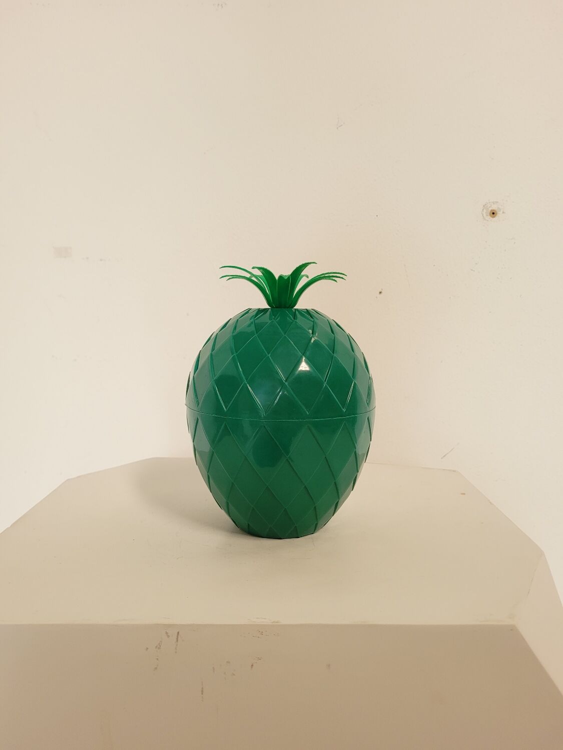 Vintage green "pineapple" ice bucket from the 1970s