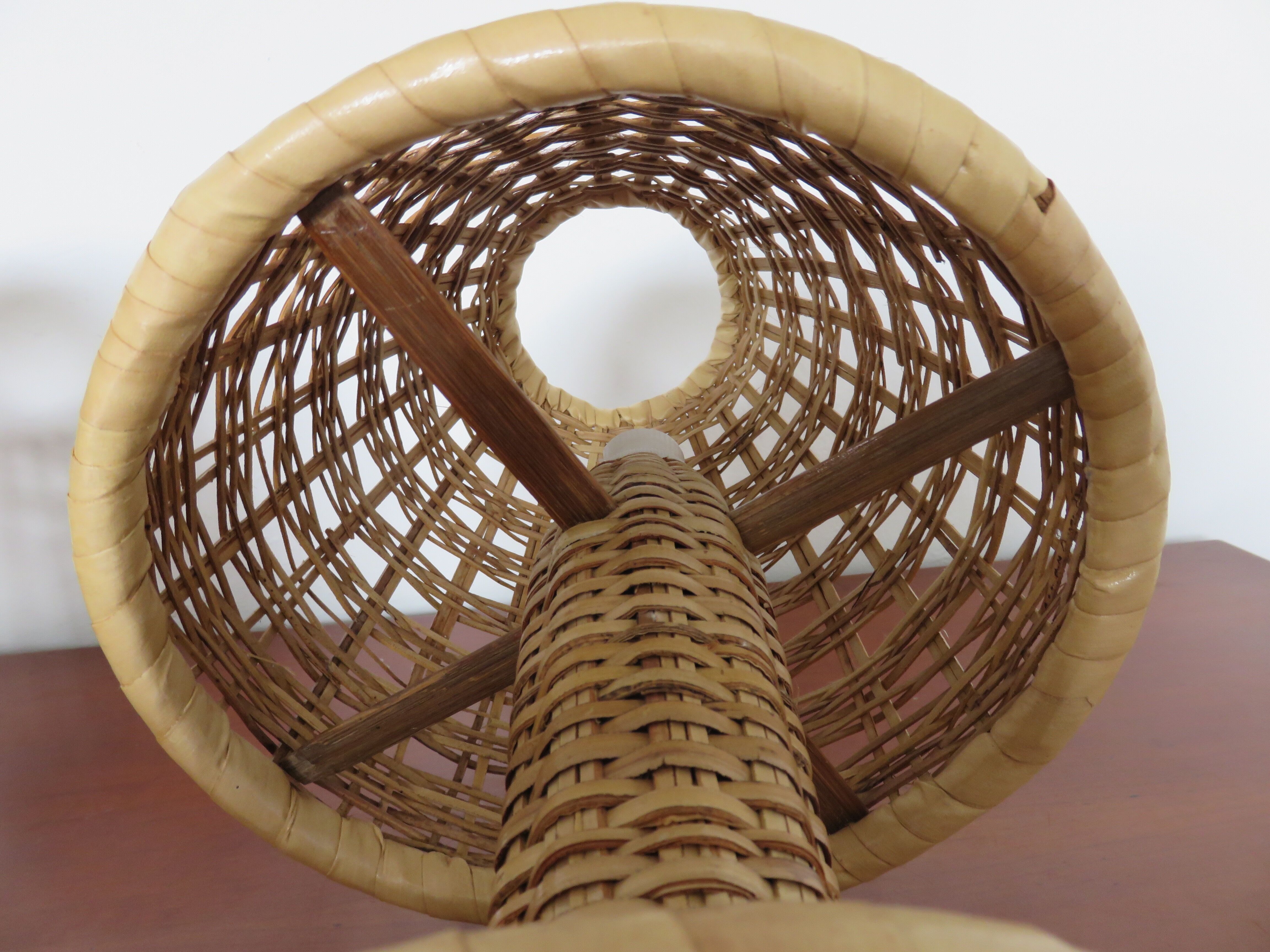 Paire de lampes en rotin bambou années 60/70