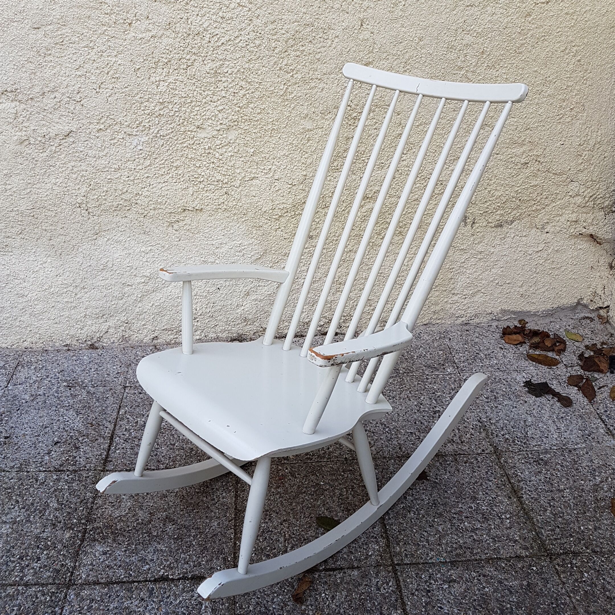 Rocking chair en bois blanc Selency