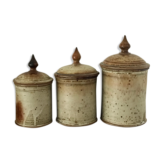 Sandstone pots