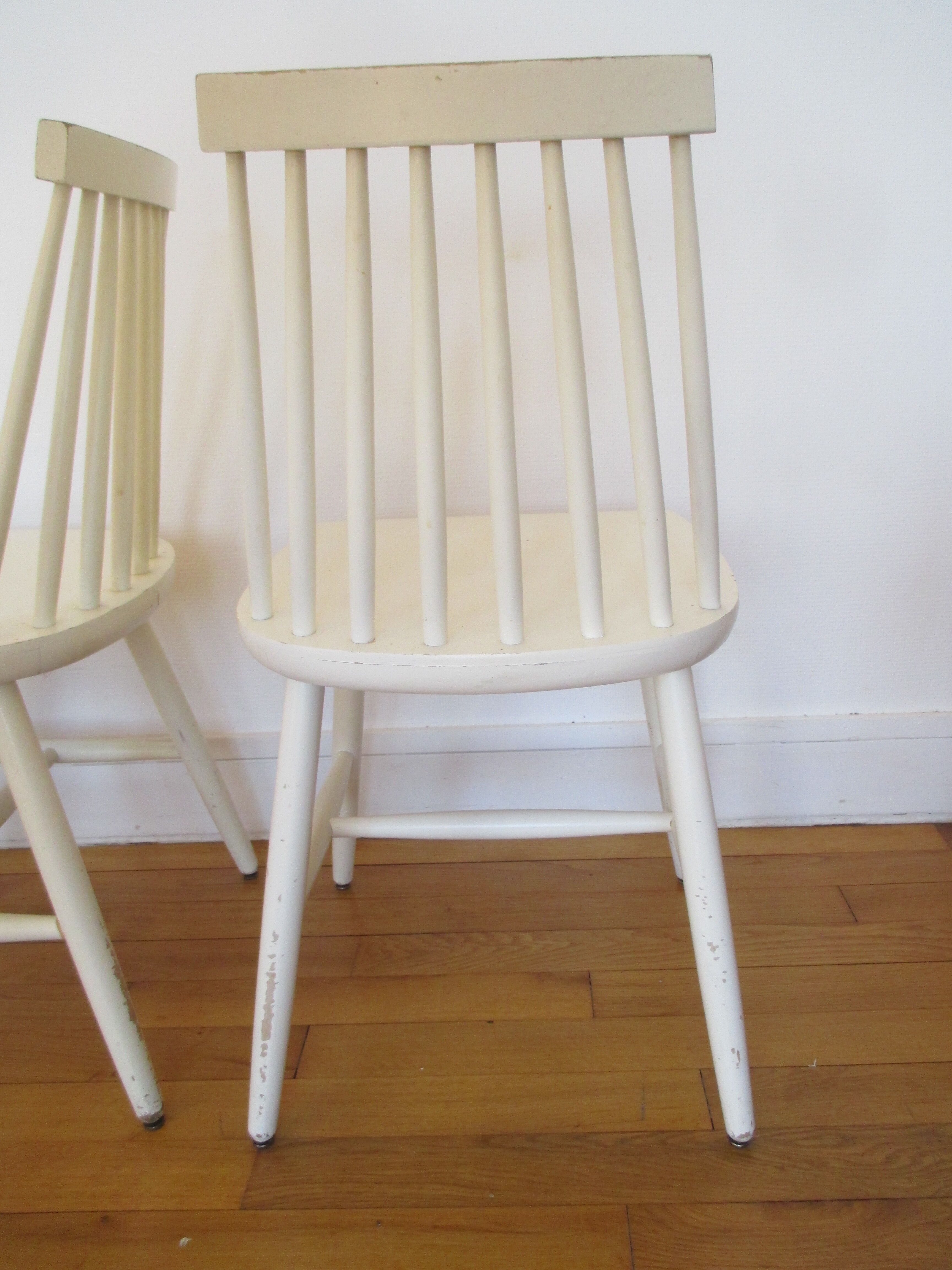3 chaises Ikéa Tellus