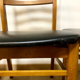 4 Scandinavian chairs seated skaï