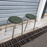 Set of 2 stools in green bakelit