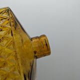 small square carafe, smoked brown