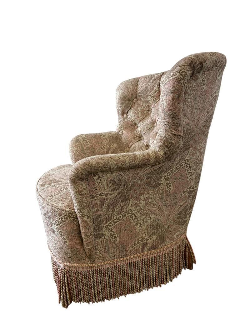 Fauteuil vintage rose clair à fleurs / fauteuil une place avec franges
