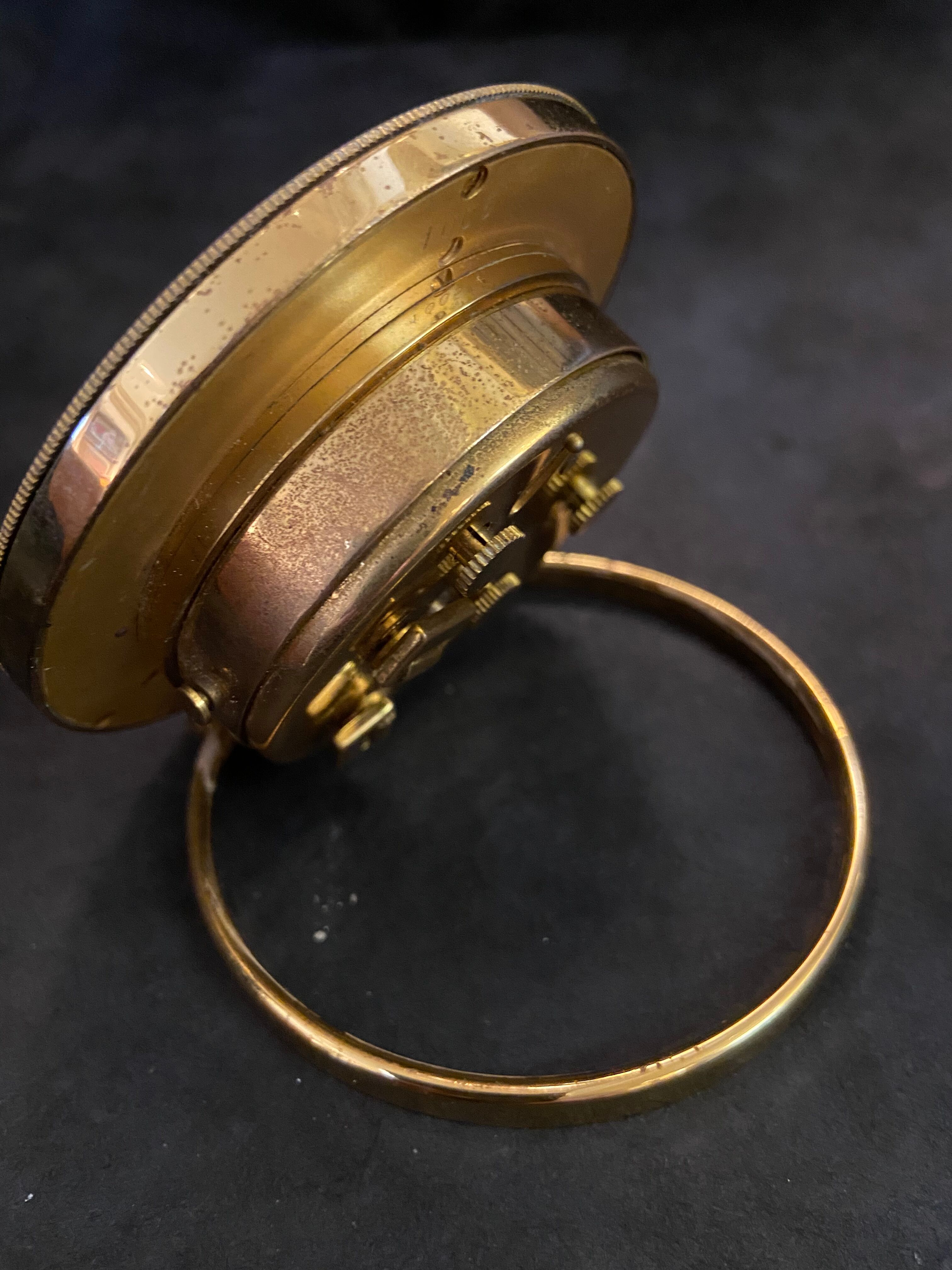 Pendulette Louxor Wordtime Suisse