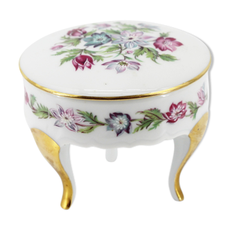 Boite à bijoux en porcelaine